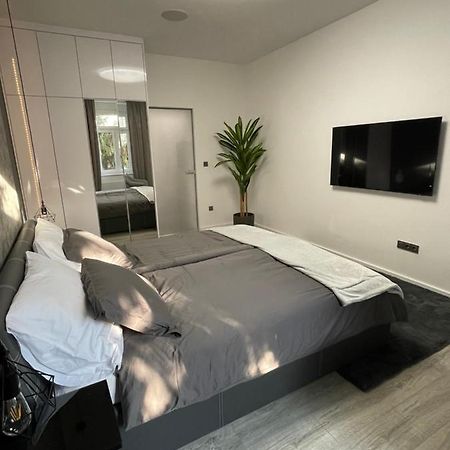 Apartman Tinea Zagreb Bagian luar foto